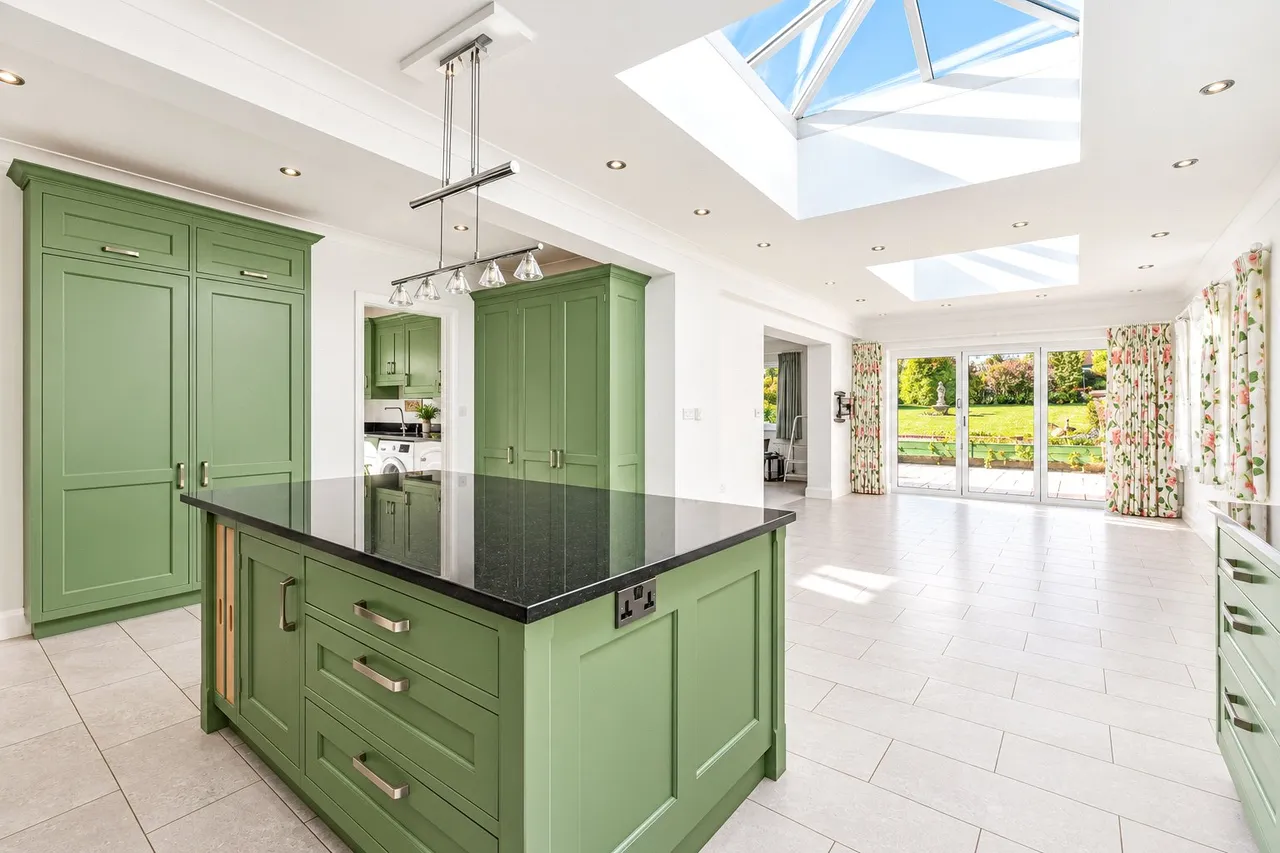 Gascoigne Lane, Ropley, SO24, photo 2