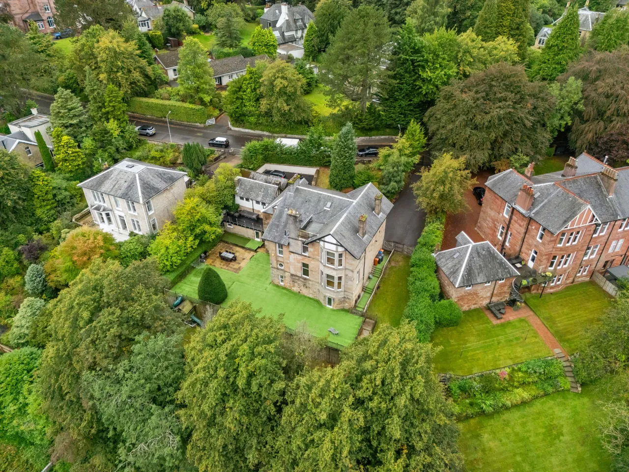 Ledcameroch Crescent, Bearsden, G61, photo 33