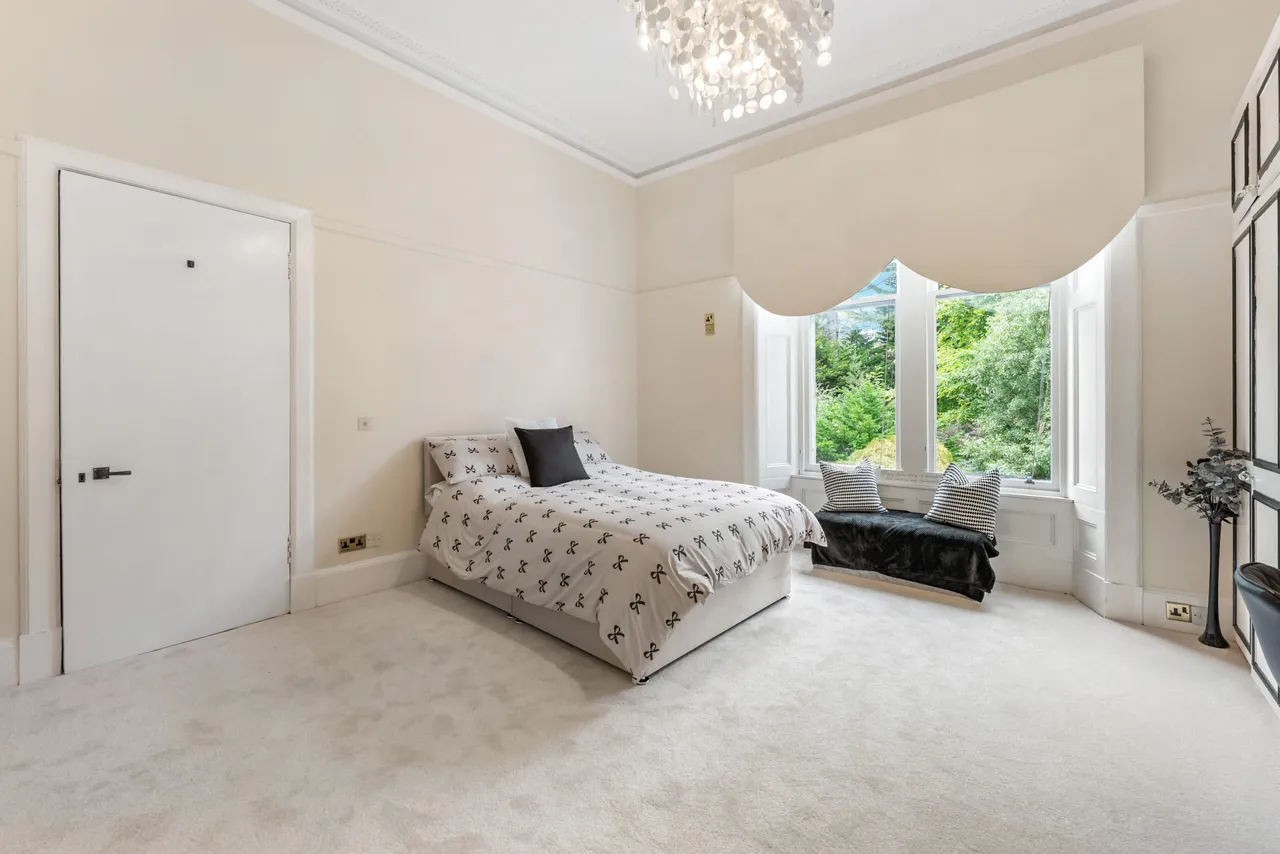 Ledcameroch Crescent, Bearsden, G61, photo 22