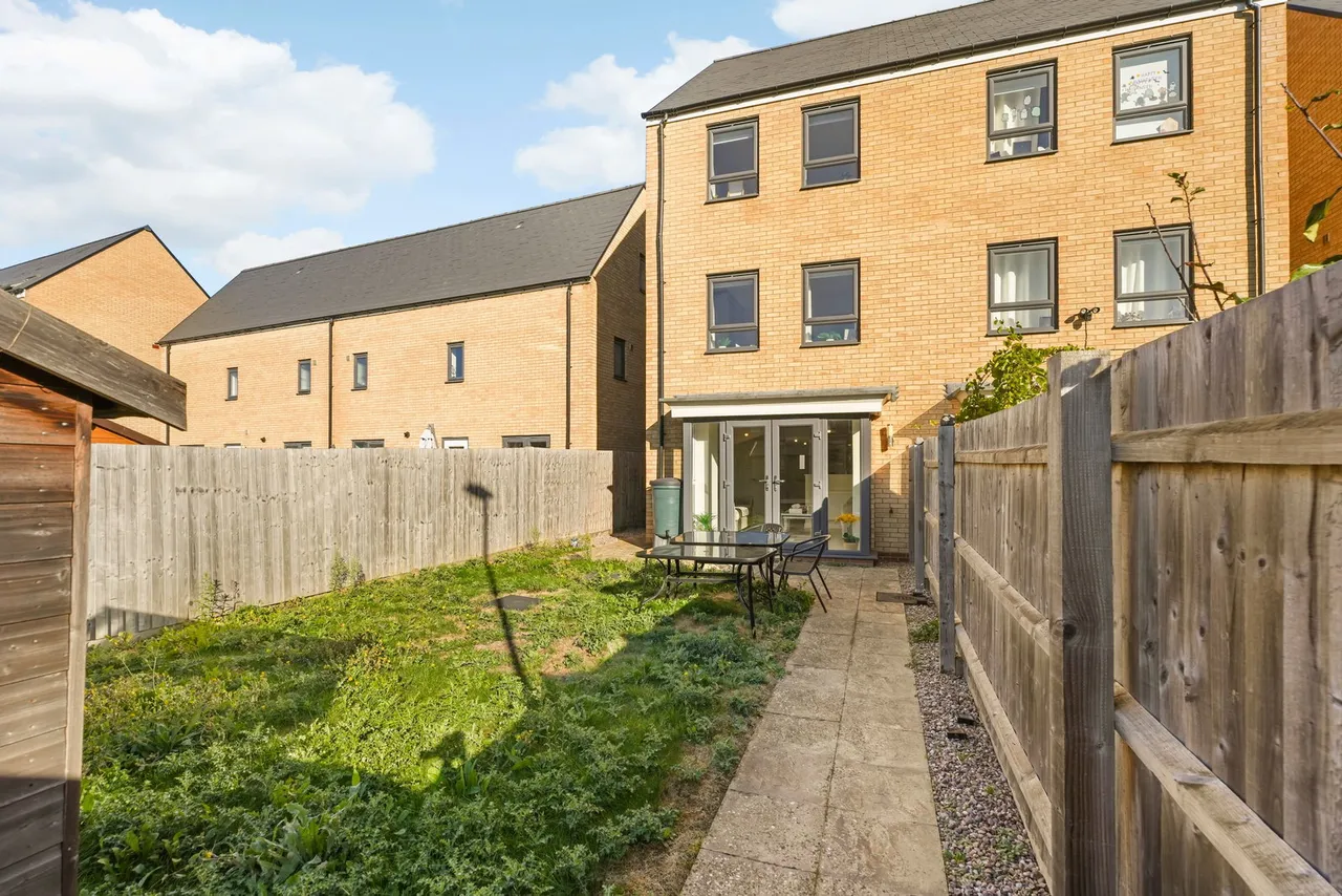 Fen Street, Brooklands, MK10, photo 19