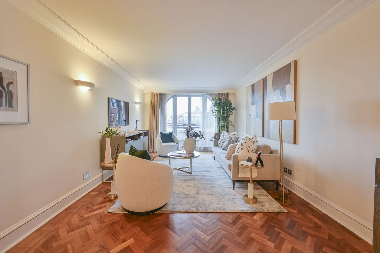 3 bed flat for sale — 501 Sovereign Court, 29 Wrights Lane, London