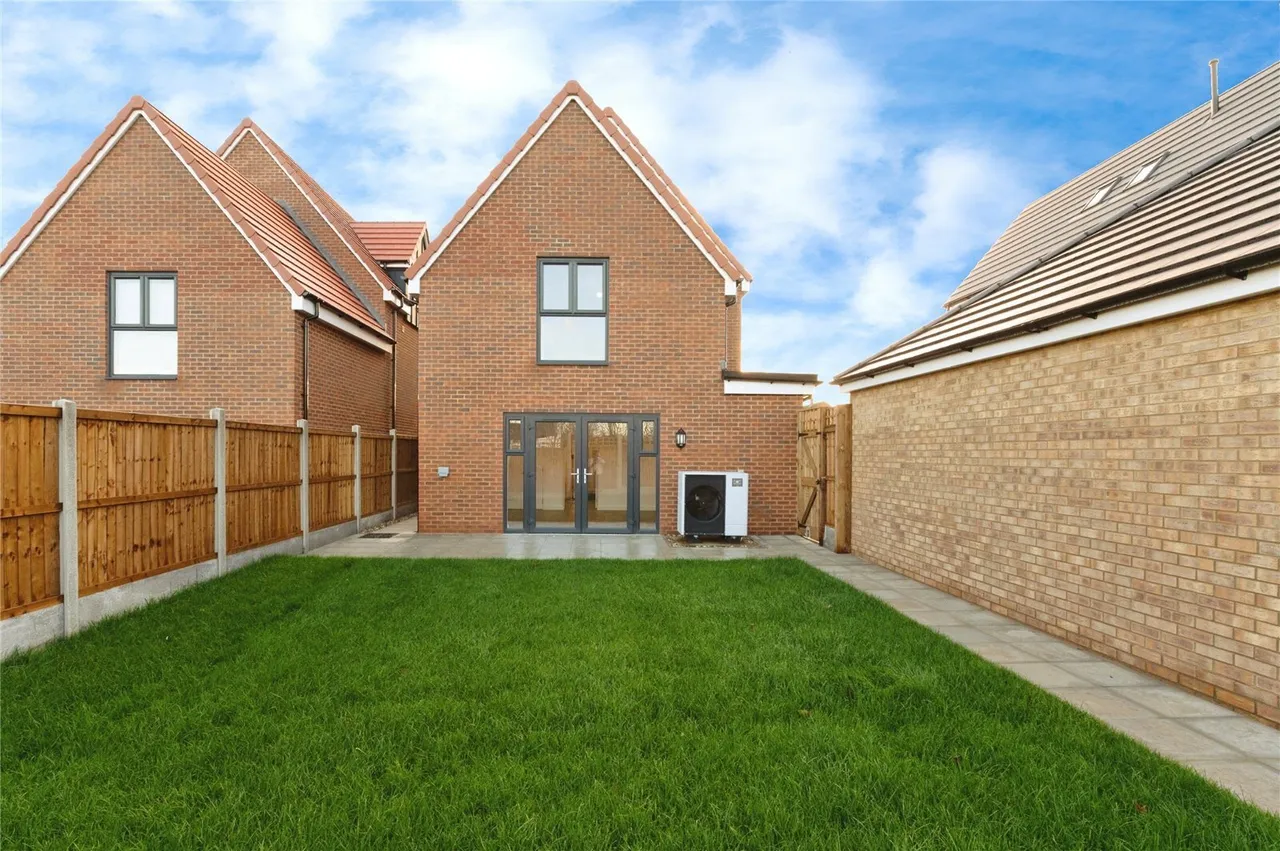 Ganels Mews, Ganels Road, Billericay, Essex, CM11, photo 26