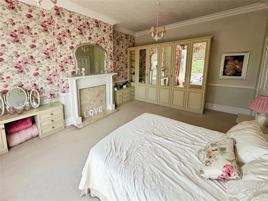 Thorne Road, Doncaster, South Yorkshire, DN2, photo 11