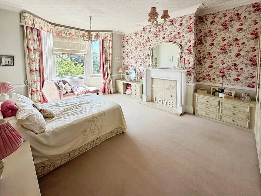 Thorne Road, Doncaster, South Yorkshire, DN2, photo 7