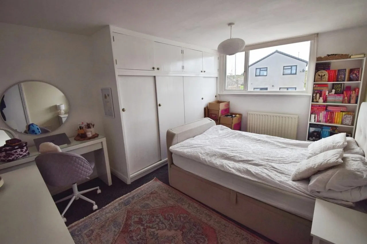 Allerton, Bradford, West Yorkshire, photo 8