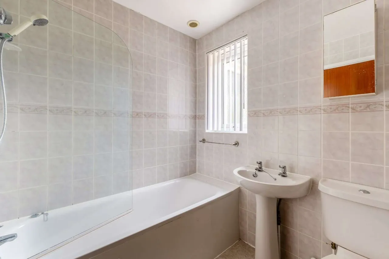 Yockley Close, Camberley, GU15, photo 9