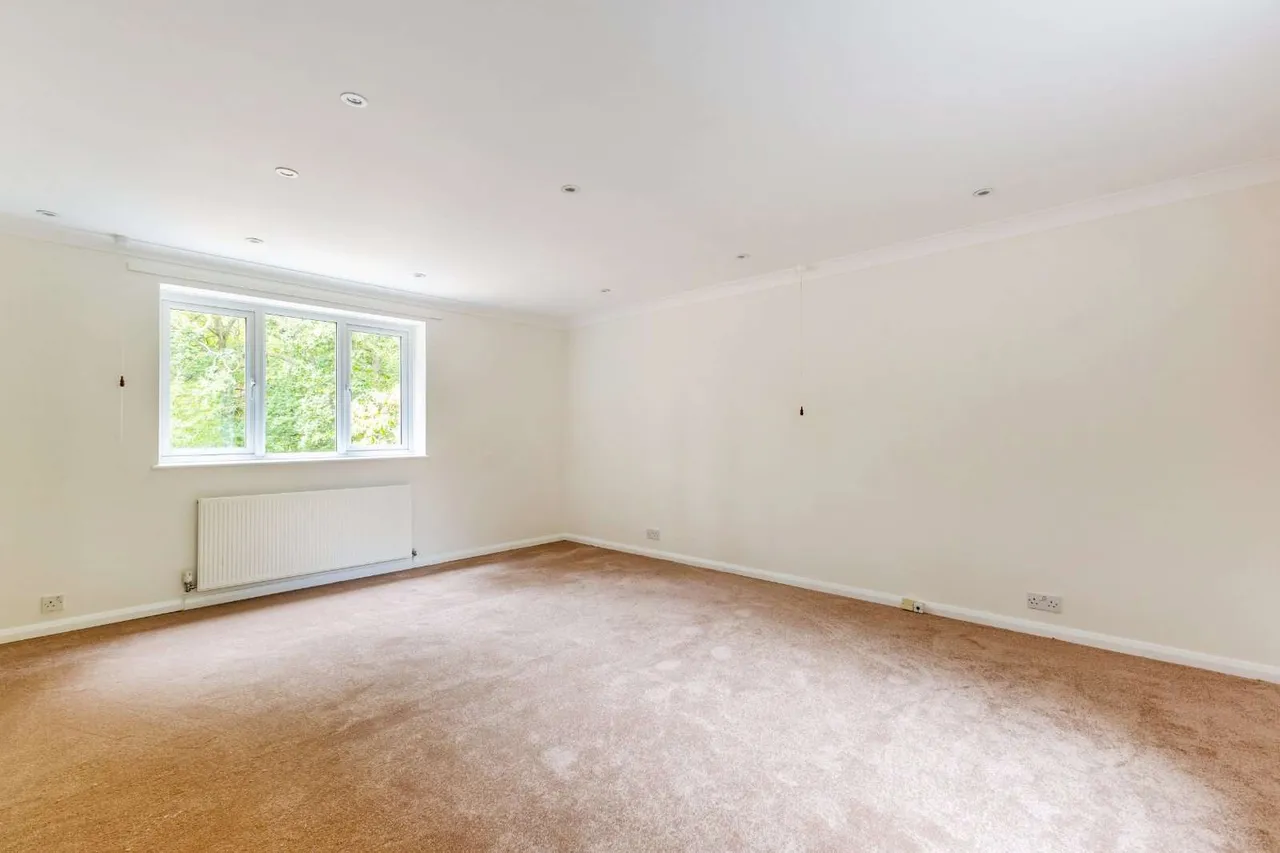 Yockley Close, Camberley, GU15, photo 8