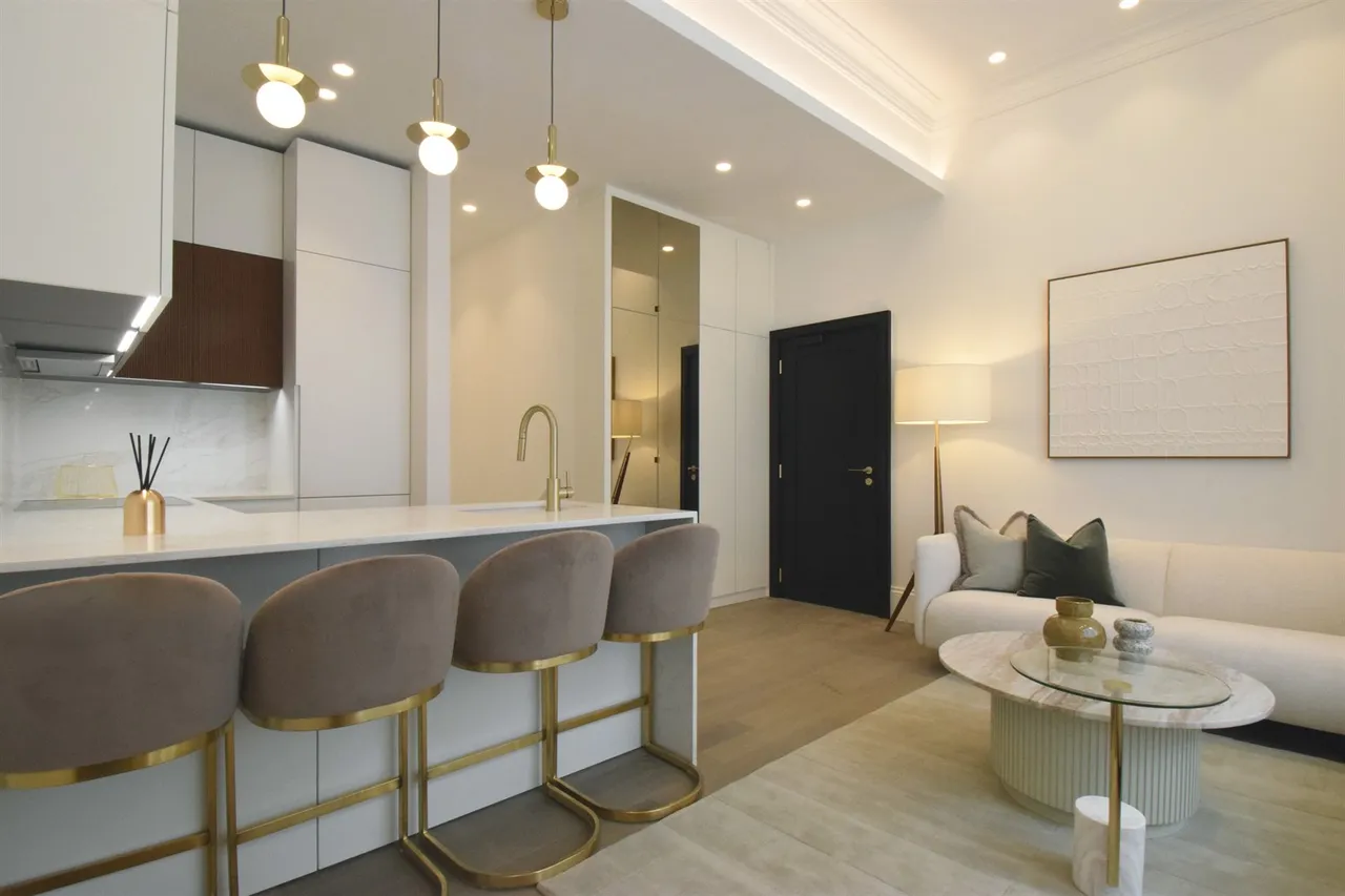 32 Palace Court, London, W2 4HZ, photo 4