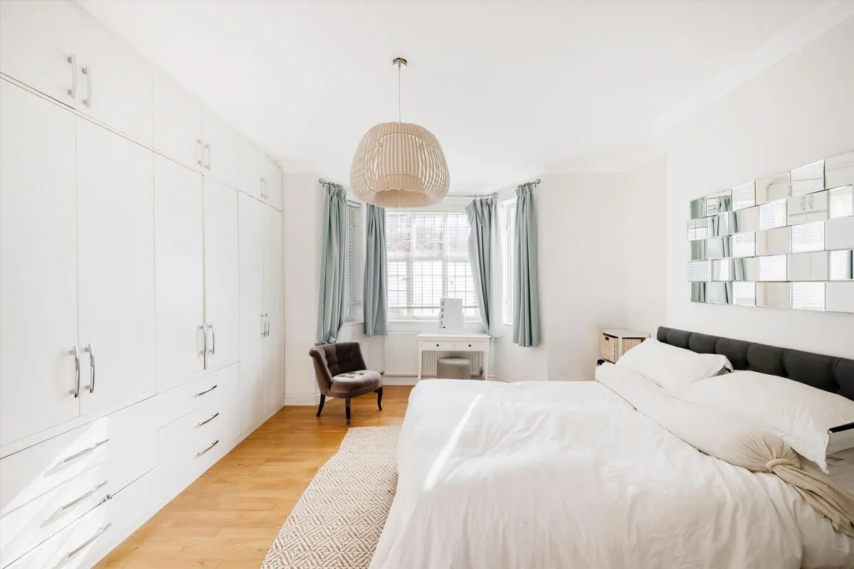 Glenmore Road, London, NW3, photo 3