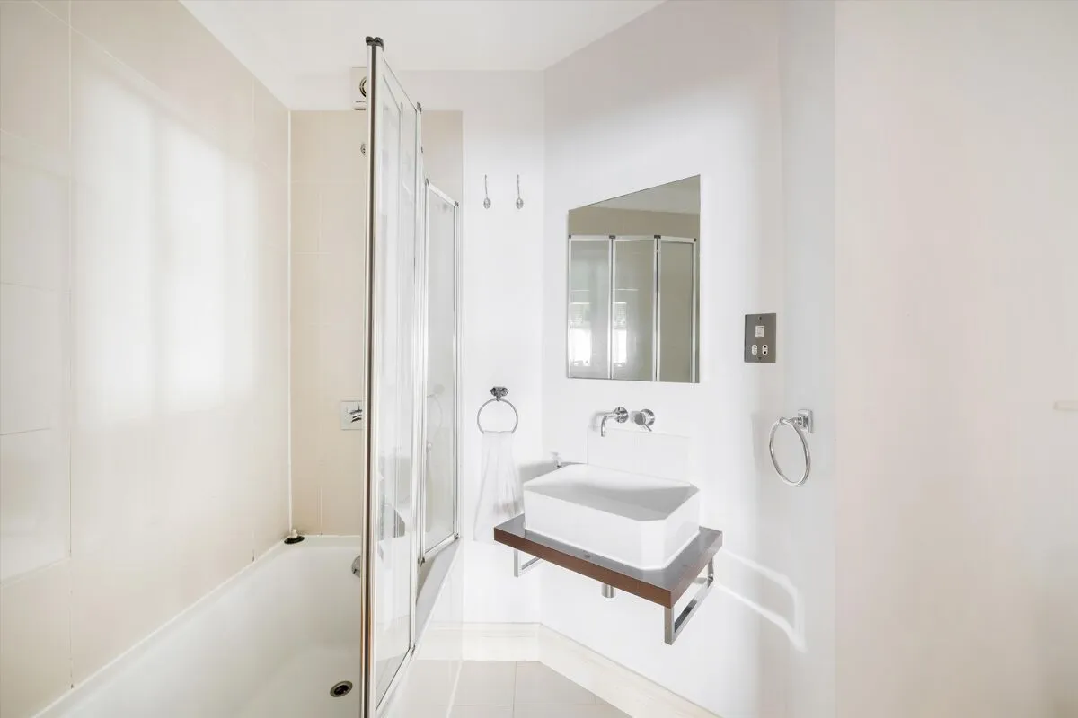 Glenmore Road, London, NW3, photo 9