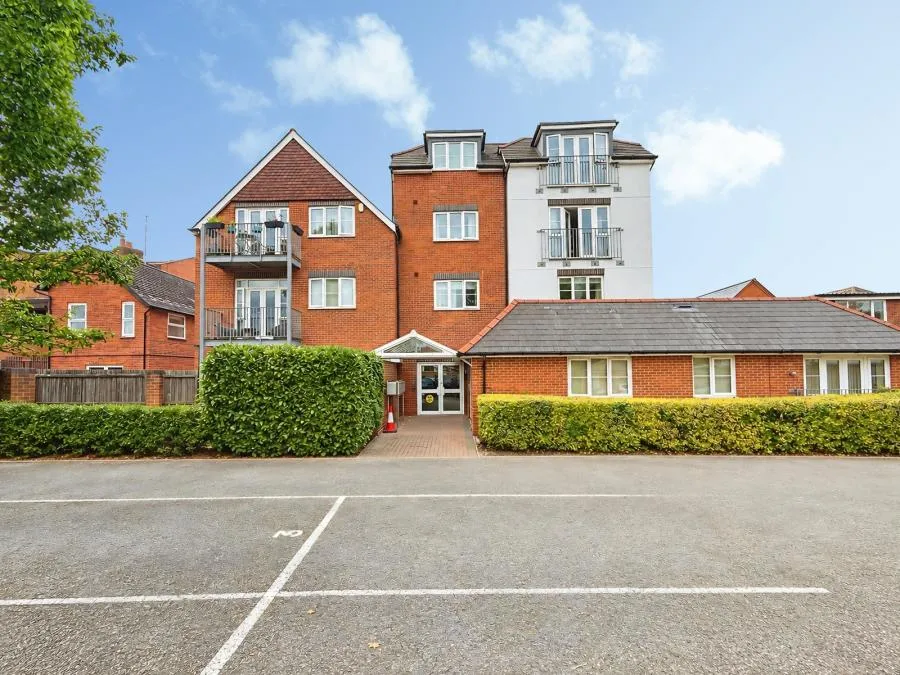 Napier Road, Crowthorne, RG45, photo 4