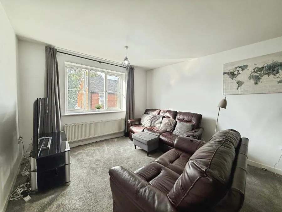 Napier Road, Crowthorne, RG45, photo 5