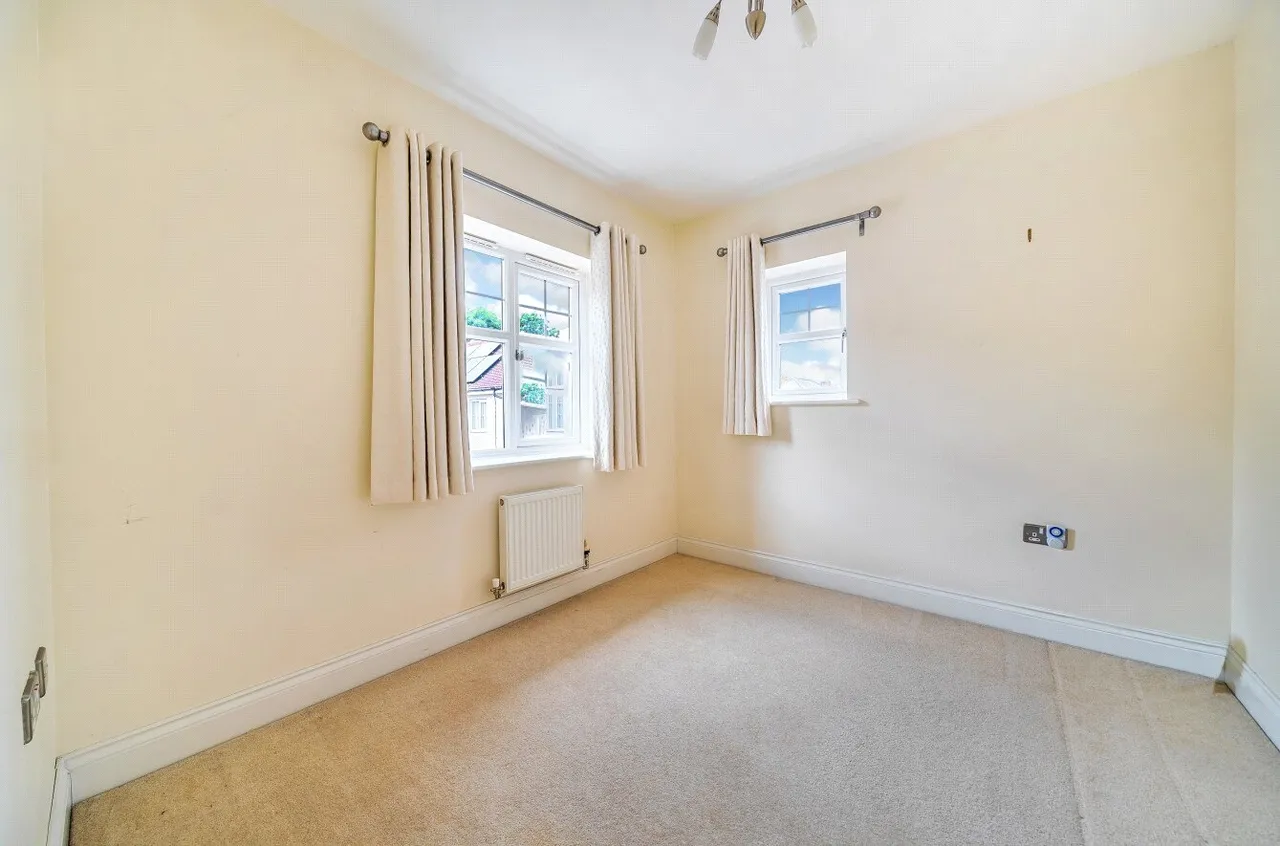Knox Road, Guildford, GU2, photo 15
