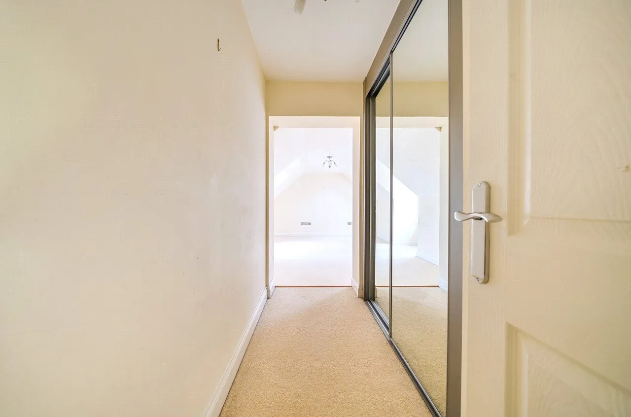 Knox Road, Guildford, GU2, photo 12