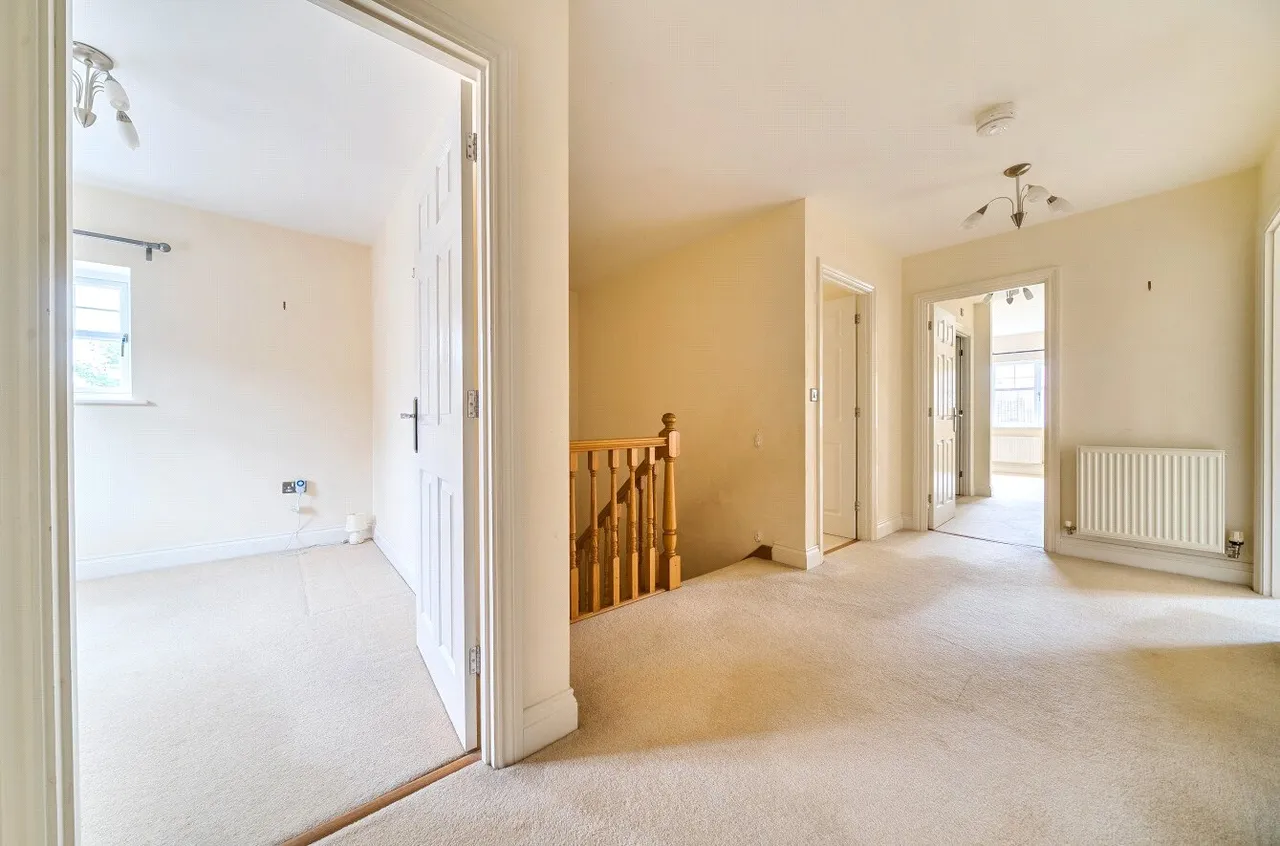 Knox Road, Guildford, GU2, photo 17