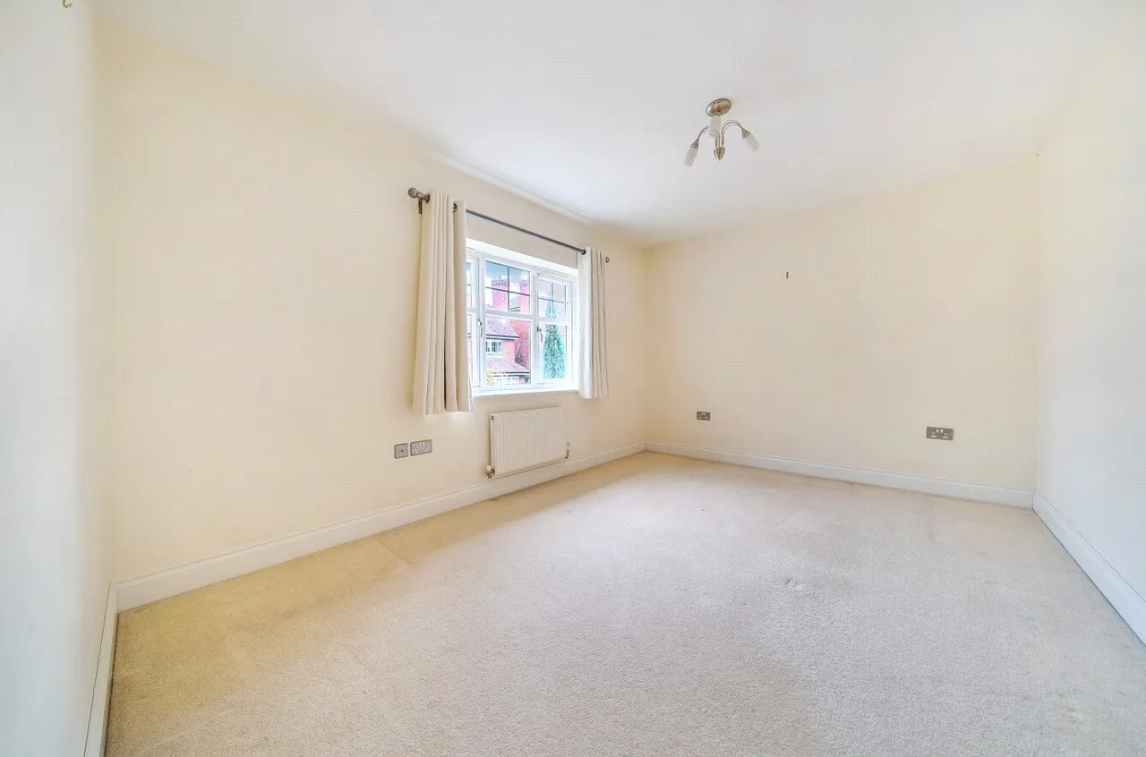 Knox Road, Guildford, GU2, photo 14
