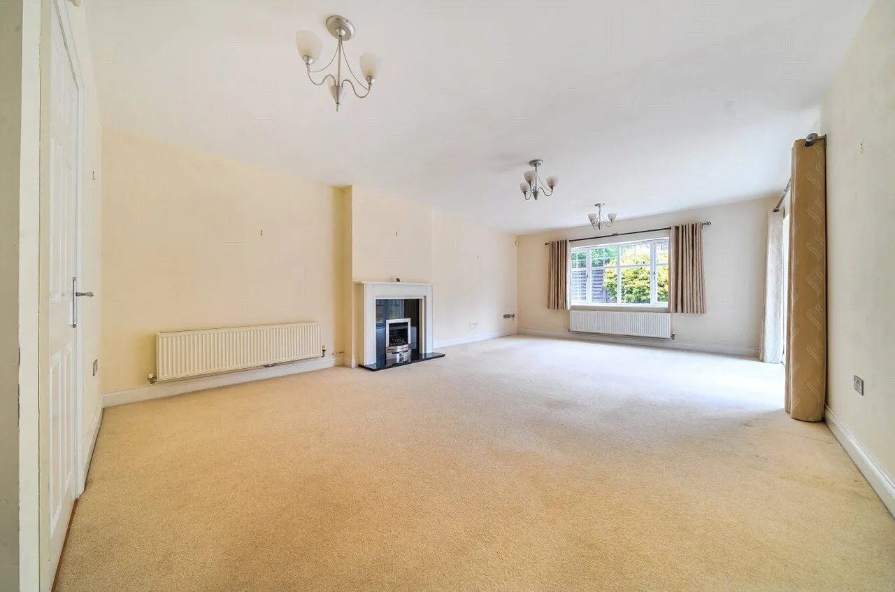 Knox Road, Guildford, GU2, photo 2