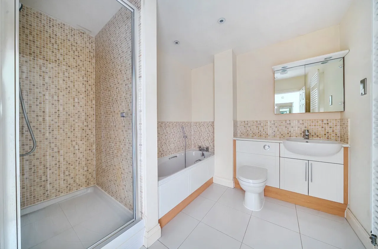 Knox Road, Guildford, GU2, photo 9
