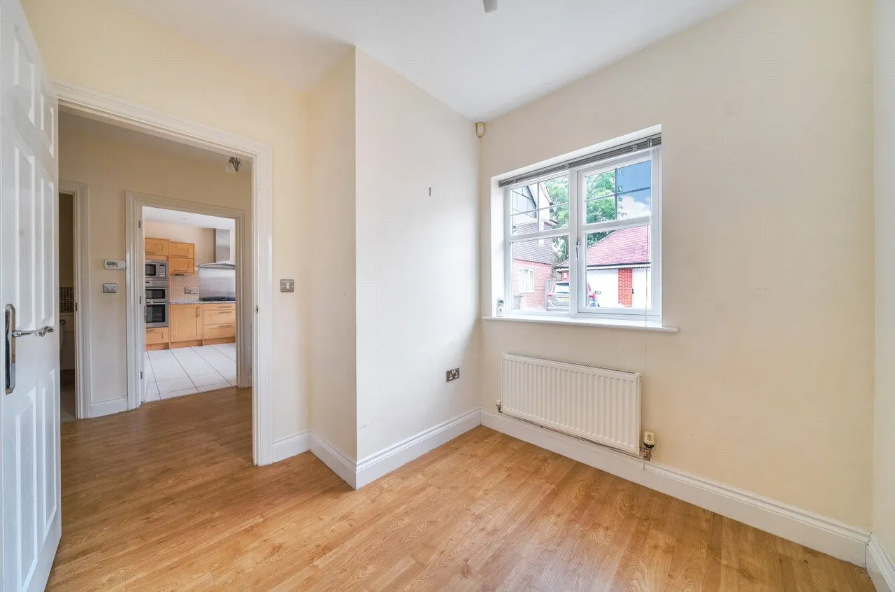 Knox Road, Guildford, GU2, photo 18