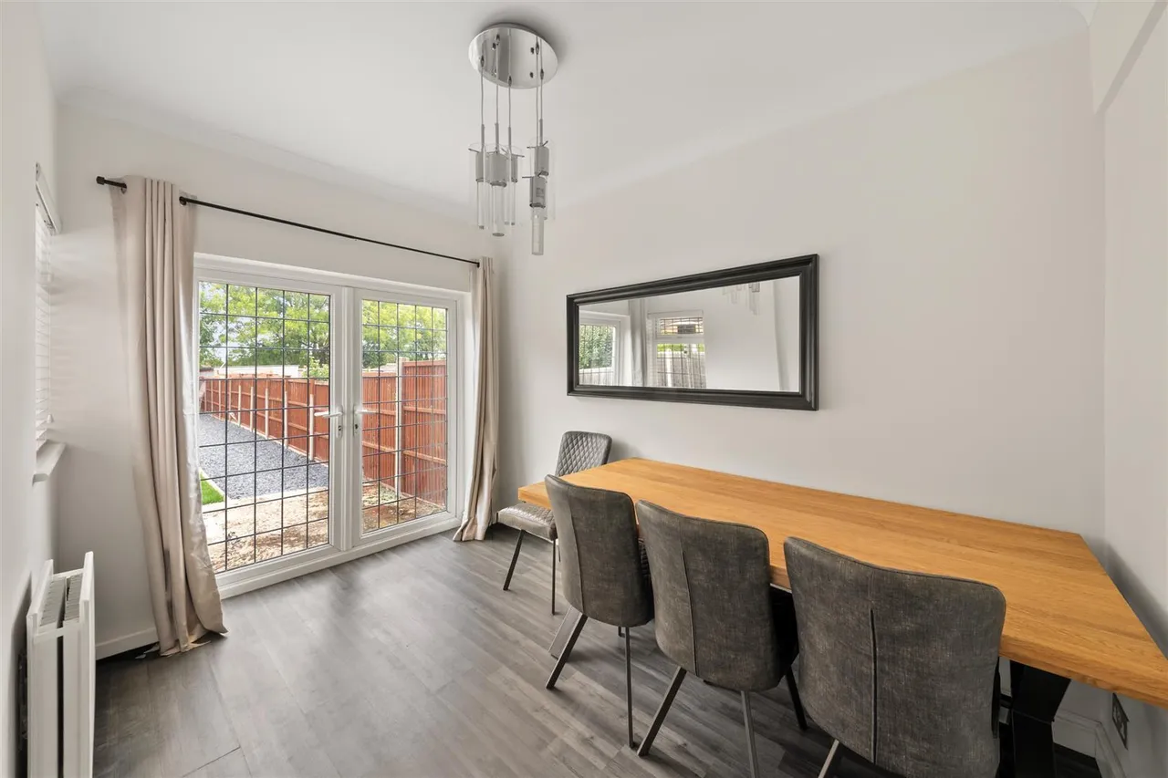 Beverley Road, Ruislip, photo 10