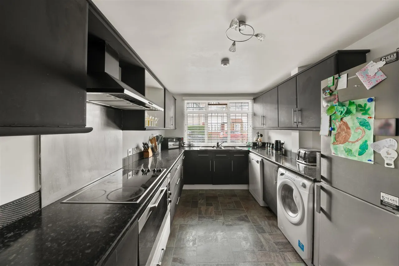 Beverley Road, Ruislip, photo 5
