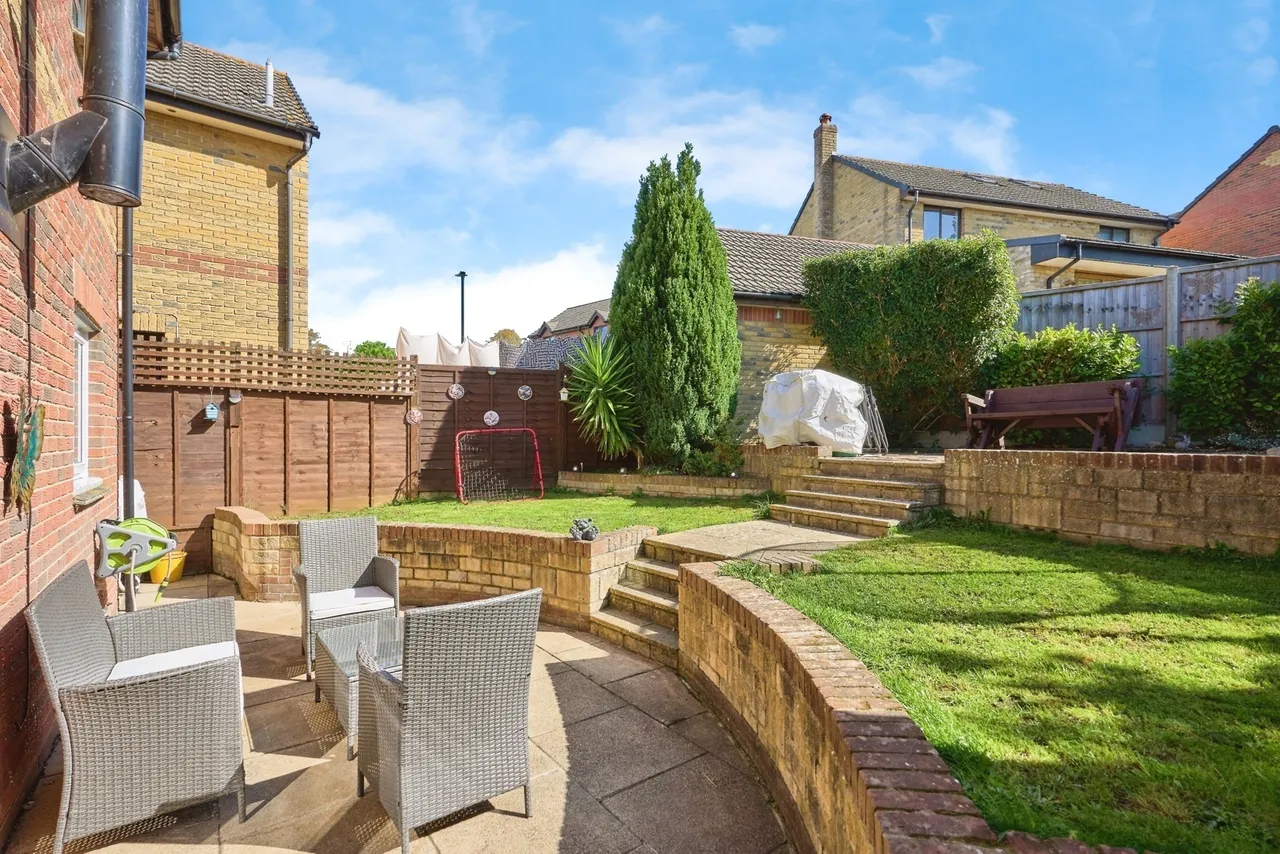 Sylvan Avenue, East Cowes, PO32, photo 4