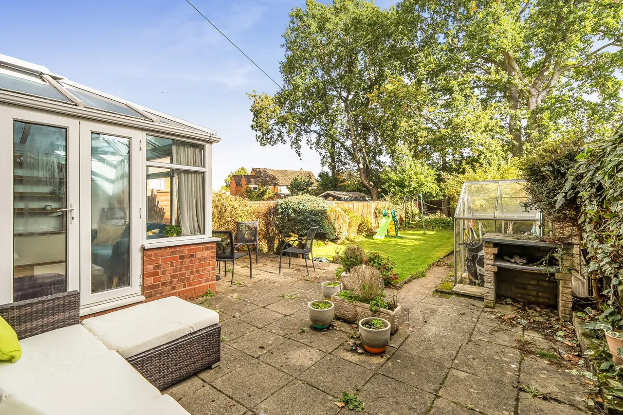 Featherstone Crescent, Shirley, B90, photo 5