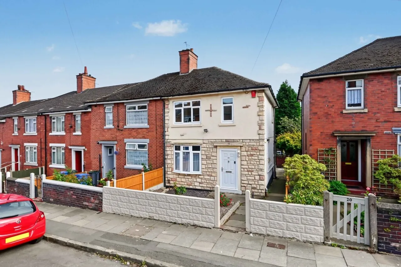 3 bed house for sale, Tarleton Road, Northwood, ST1