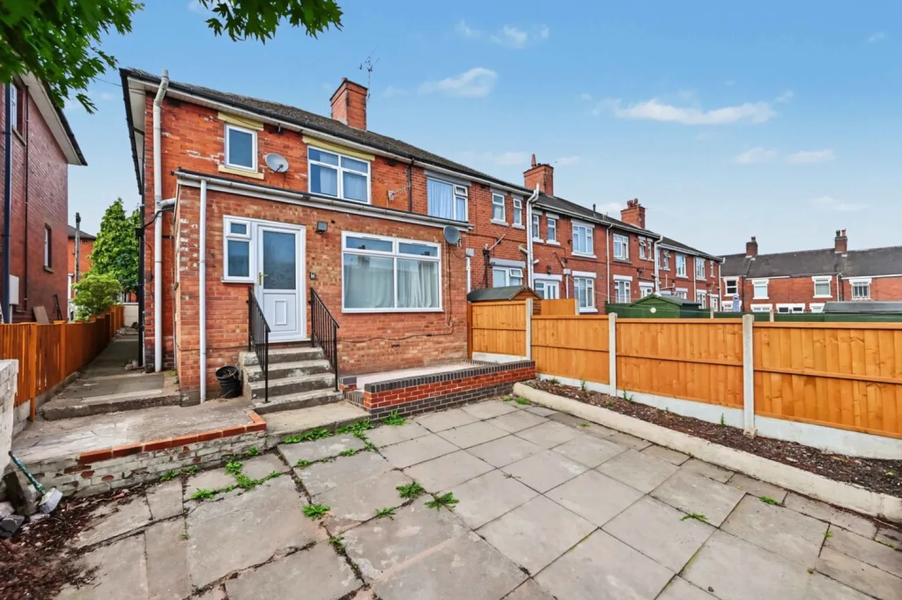 Tarleton Road, Northwood, ST1, photo 12