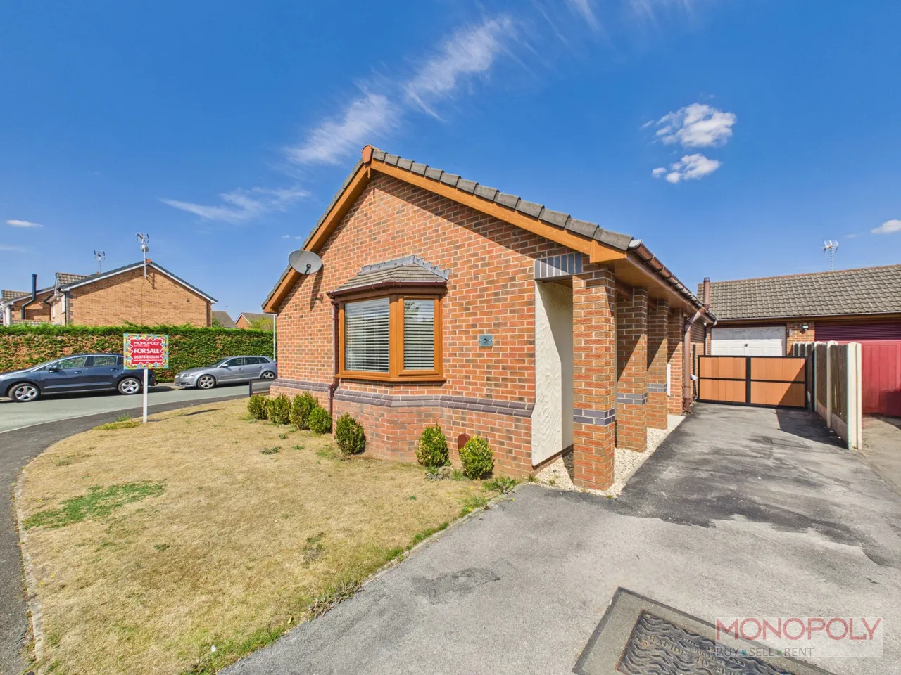 2 bed house for sale, Taunton Way, Llwyn Onn Park, LL13