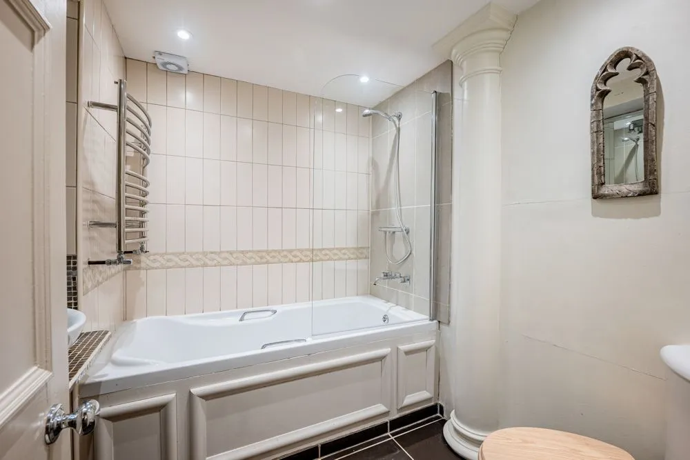 Bath, BA1, photo 8