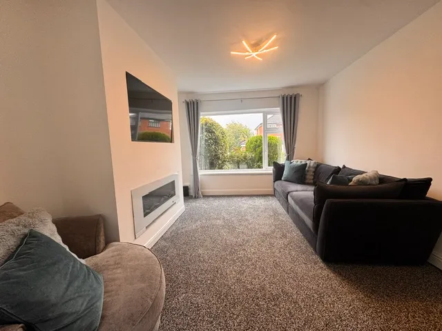 Windsor Drive, Bury, BL8, photo 5
