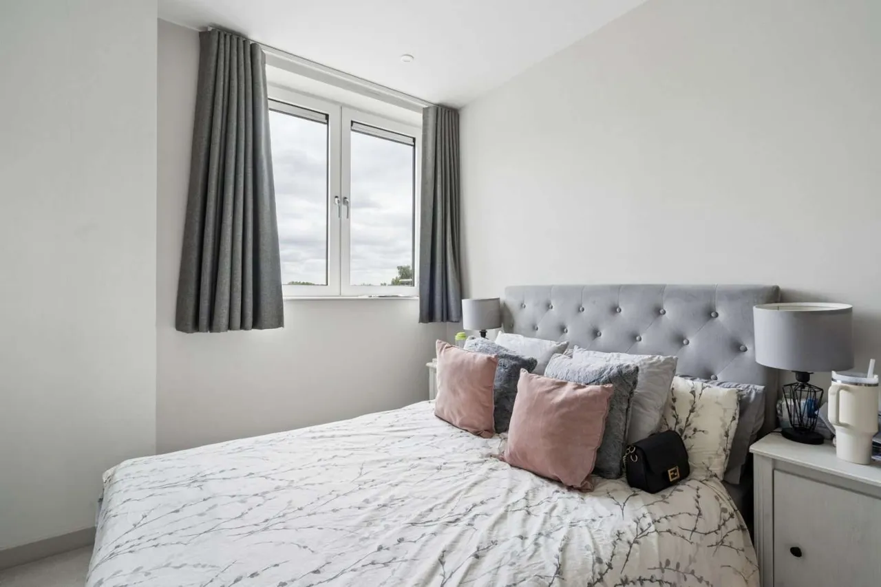 Woodside Road, Amersham, Buckinghamshire, HP6 6FY, photo 9