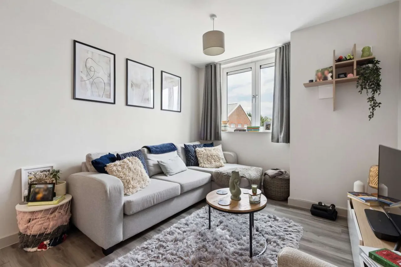 Woodside Road, Amersham, Buckinghamshire, HP6 6FY, photo 5