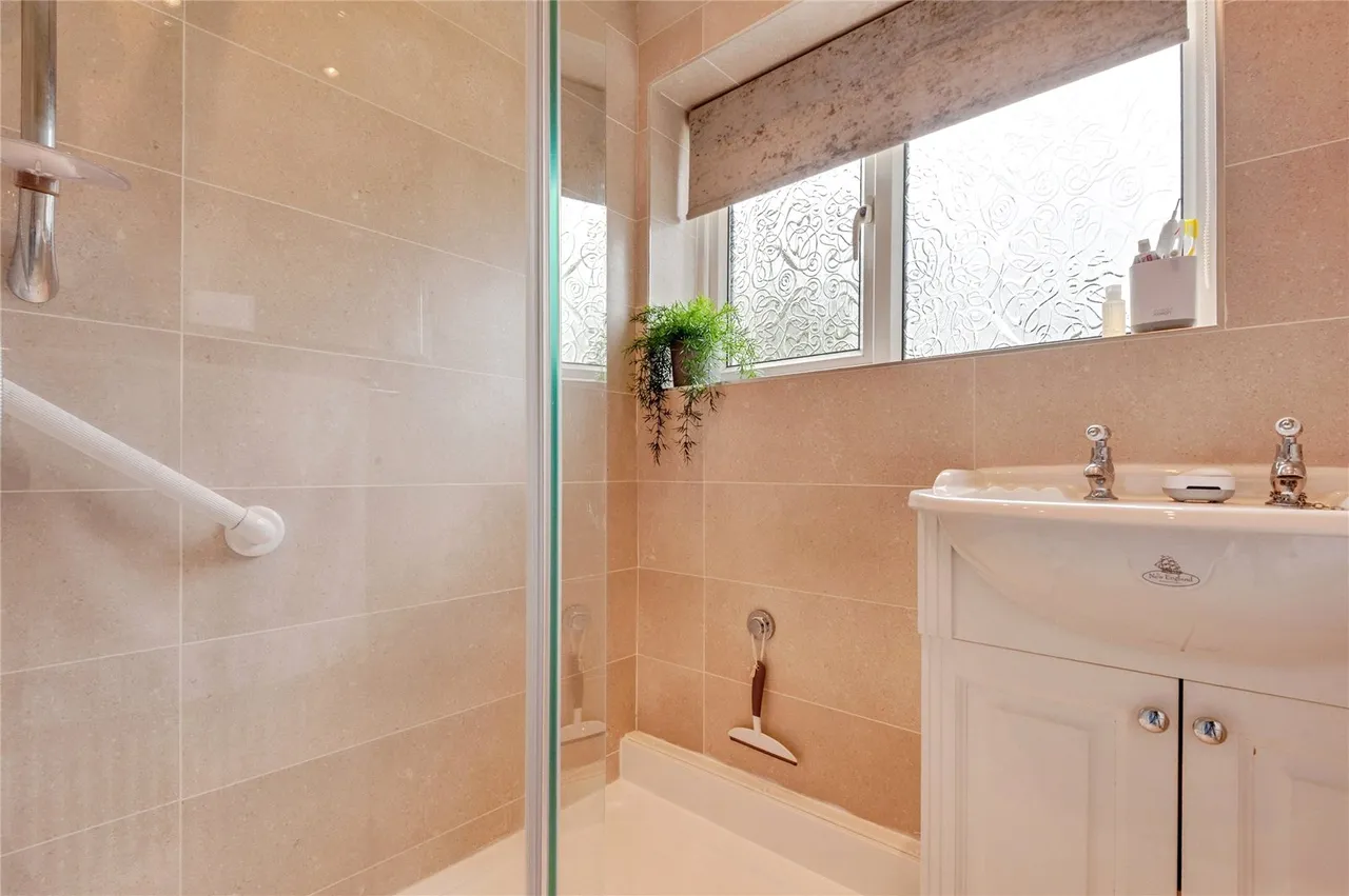 Meadowcroft Park, Liverpool, L12, photo 14