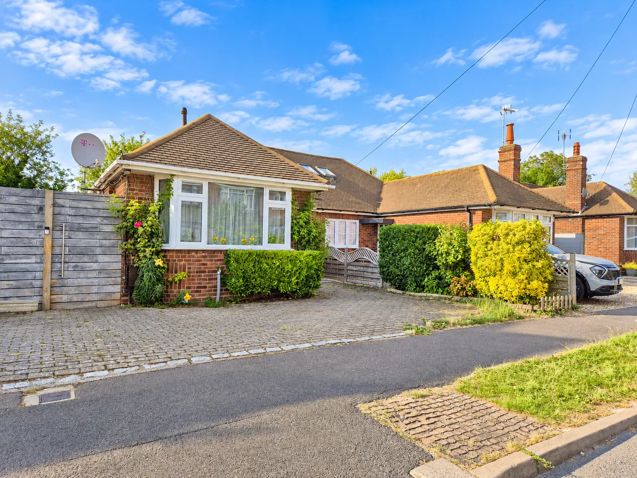 3 bed house for sale, Leafields, Houghton Regis, LU5