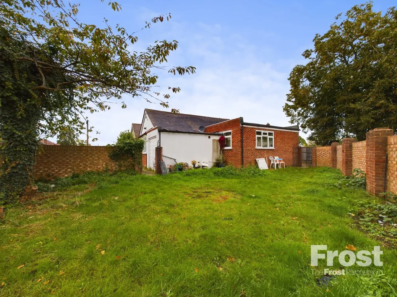 Ashford Crescent, Ashford, TW15, photo 9