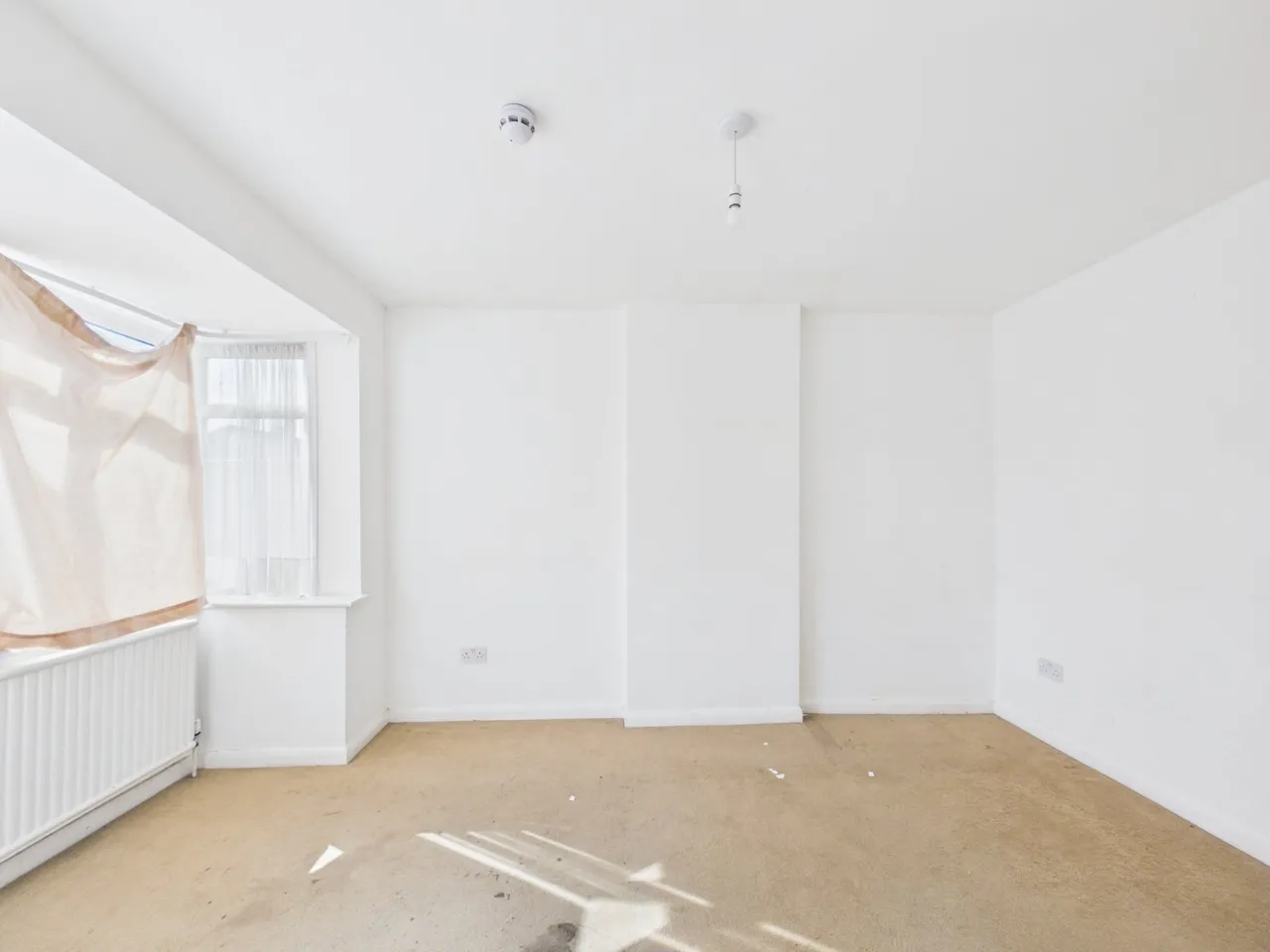 Ashford Crescent, Ashford, TW15, photo 3