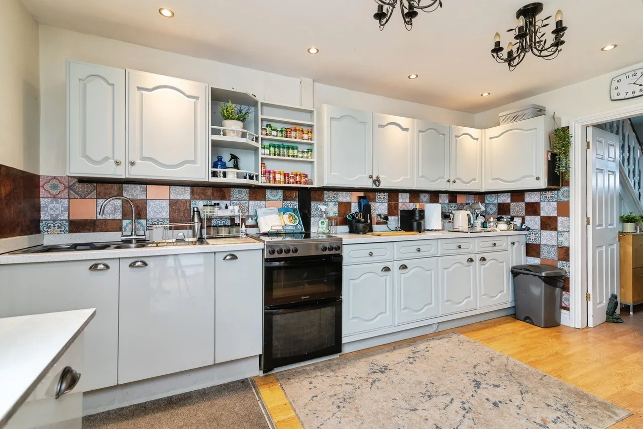 Willow Road, Carlton, Nottingham, Nottinghamshire, NG4, photo 7