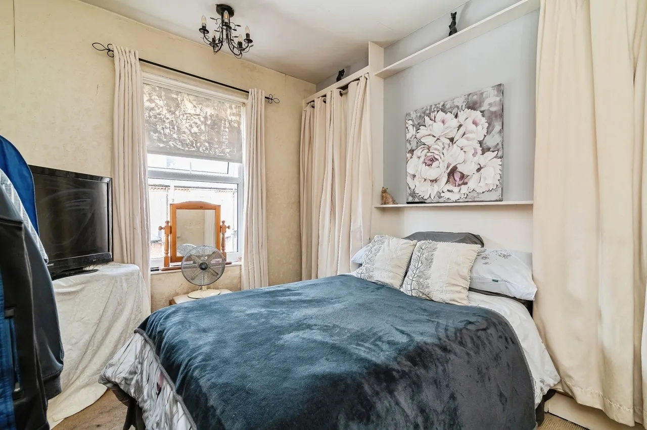 Willow Road, Carlton, Nottingham, Nottinghamshire, NG4, photo 11