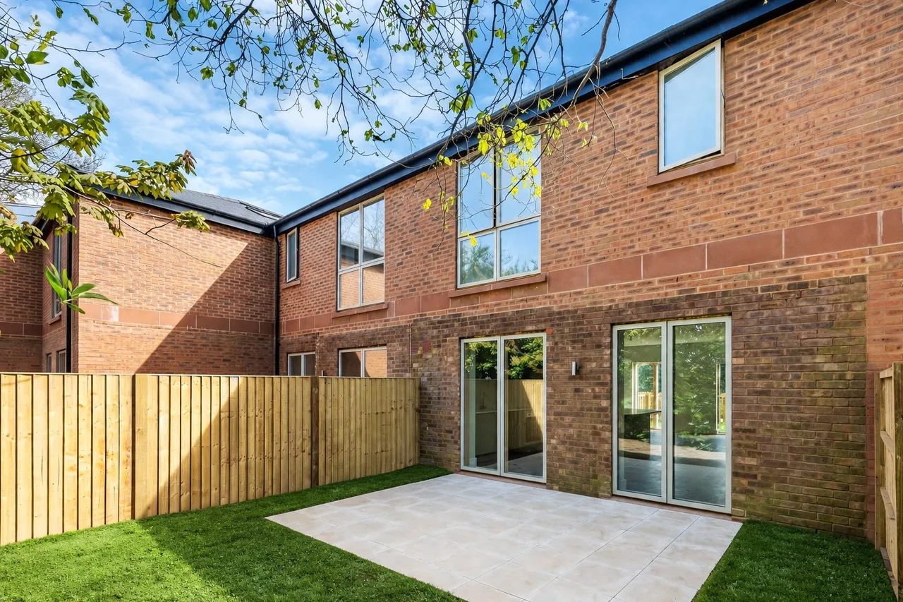 Woking, GU22, photo 14
