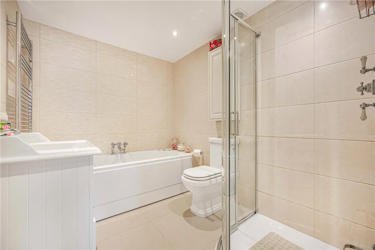 Forge Close, Milton Lilbourne, SN9, photo 9
