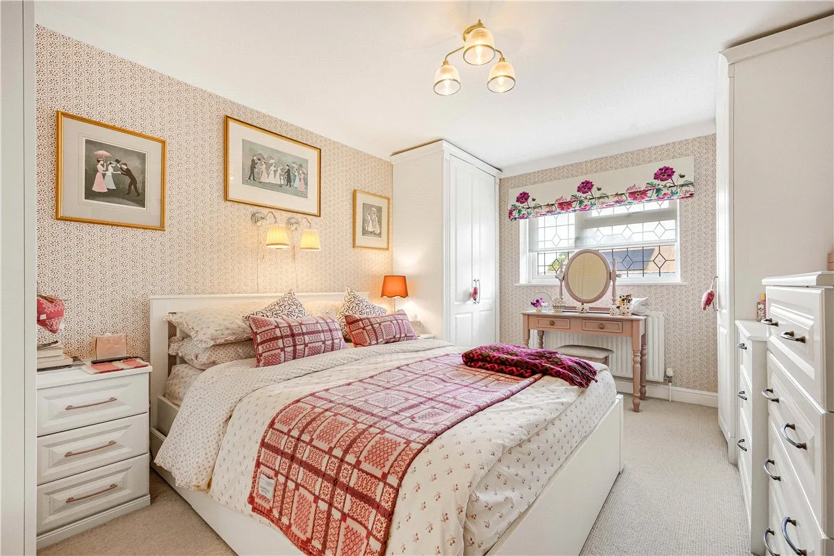 Forge Close, Milton Lilbourne, SN9, photo 12