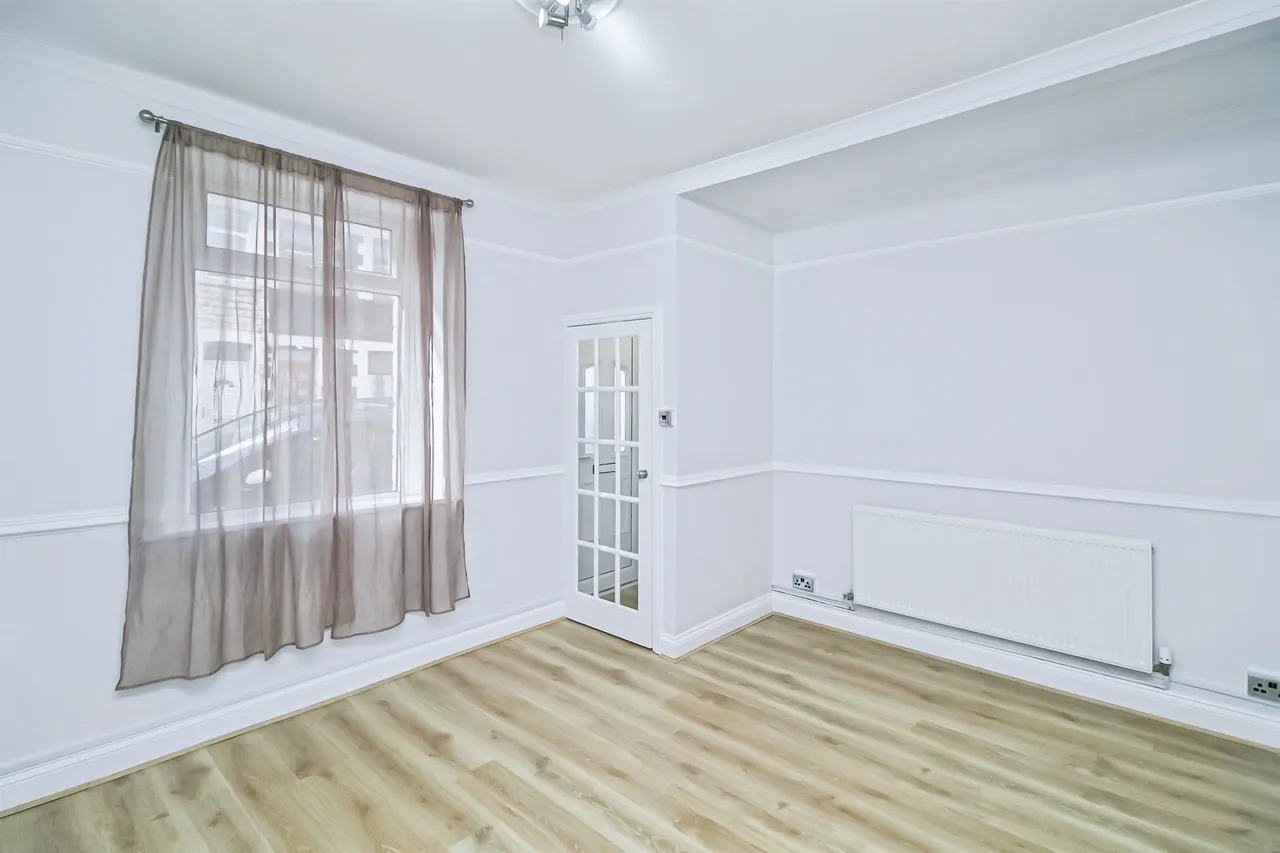 Lee Road, Barry, CF63, photo 2