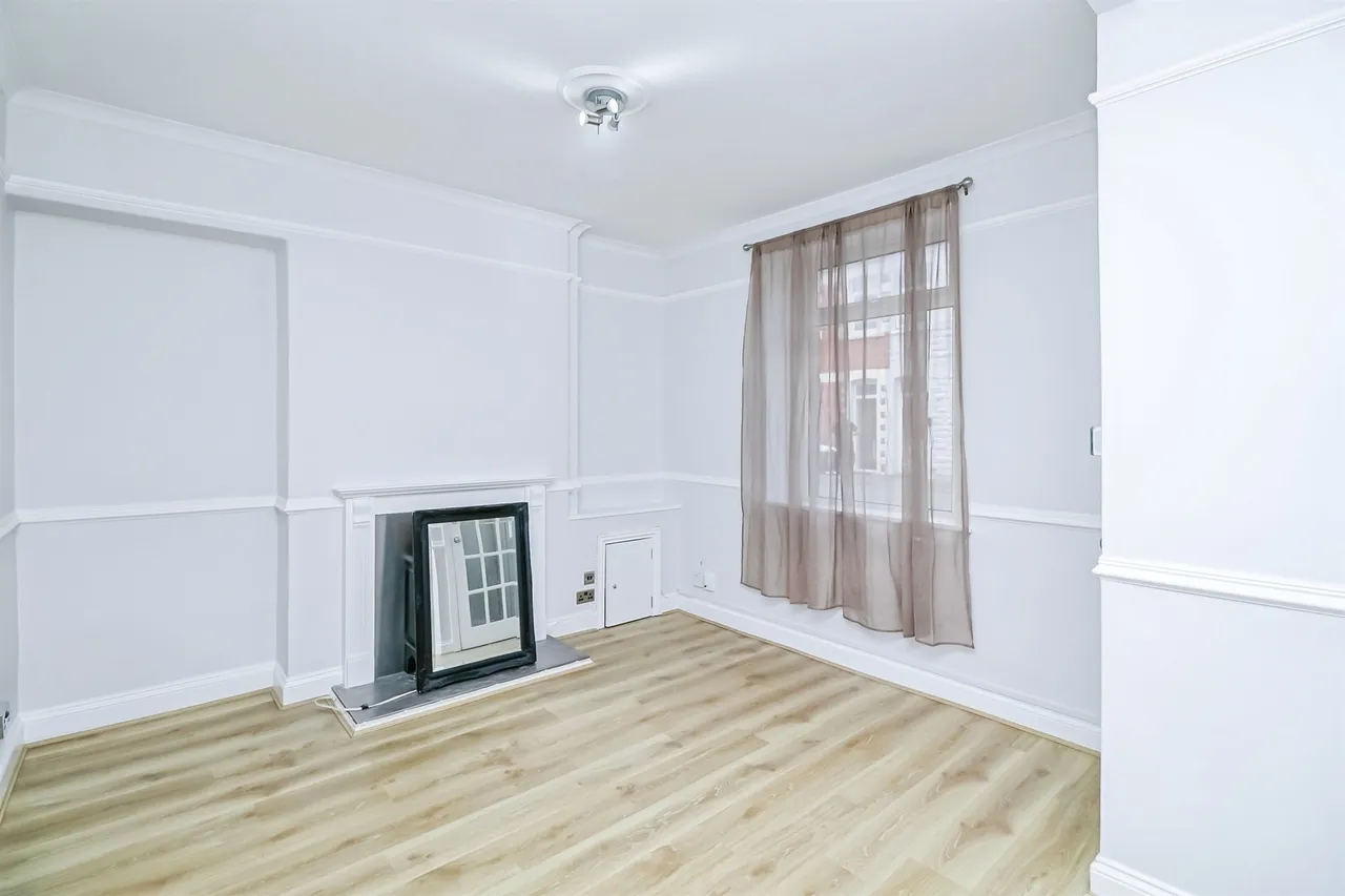Lee Road, Barry, CF63, photo 3