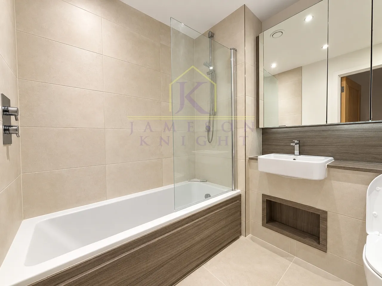 Lismore Boulevard, London, NW9, photo 11