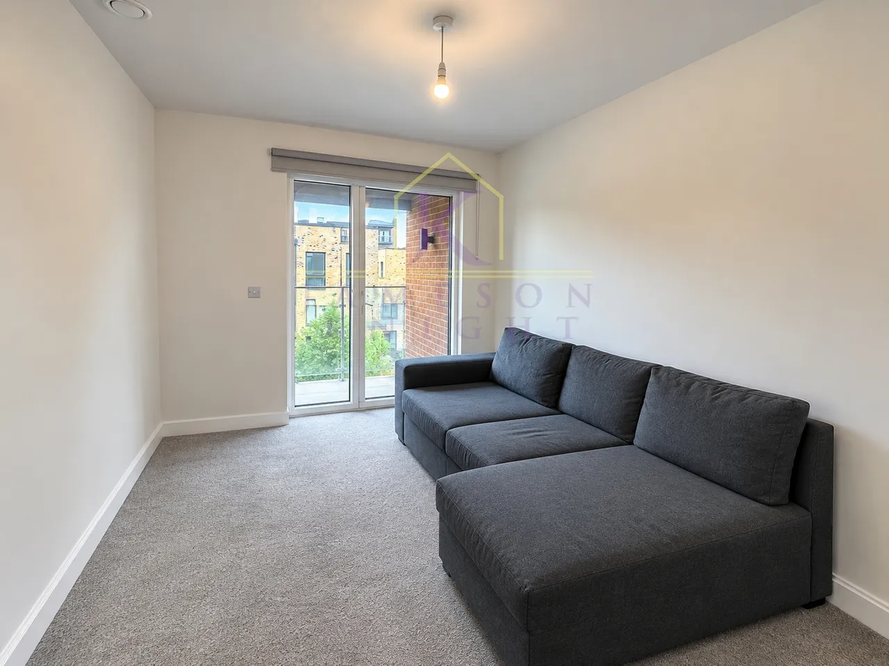 Lismore Boulevard, London, NW9, photo 2