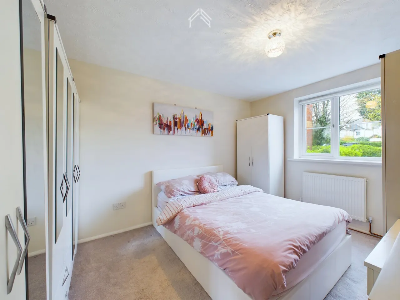 WD18 7EH, Watford, Hertfordshire, England, United Kingdom, photo 5