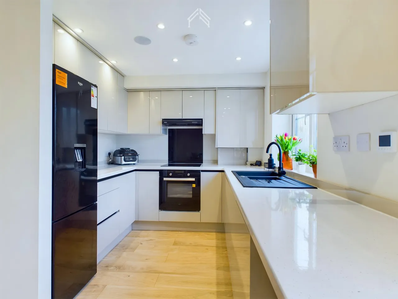 WD18 7EH, Watford, Hertfordshire, England, United Kingdom, photo 4