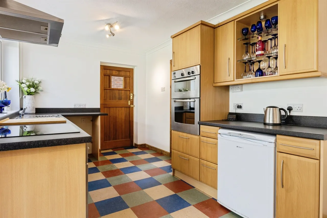 Westwood Drive, Norwich, photo 4